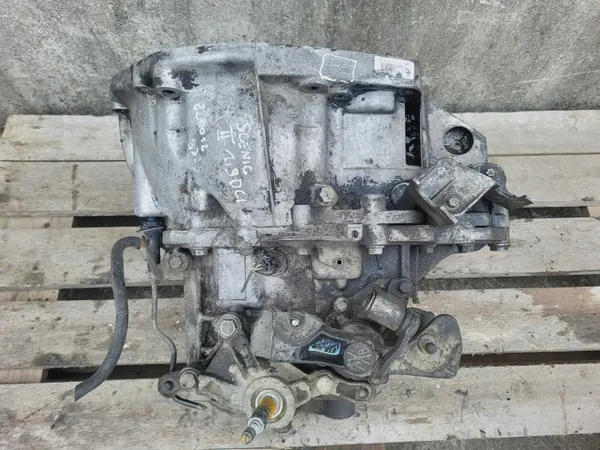 Renault vaihteisto OEM 8200559512 Scenic II 1.9DCI image 5