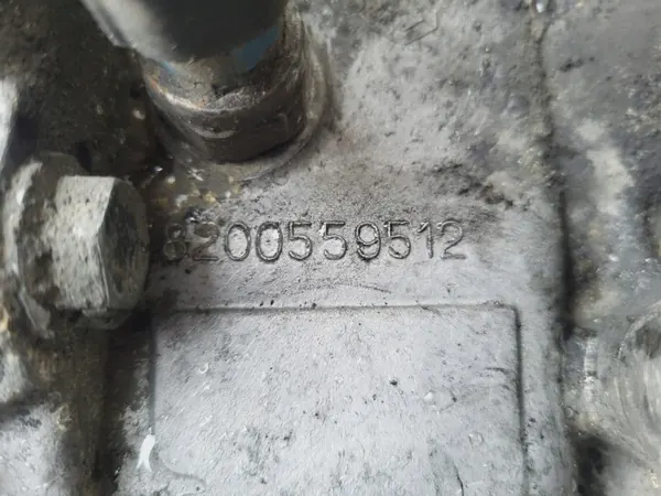 Renault vaihteisto OEM 8200559512 Scenic II 1.9DCI image 6