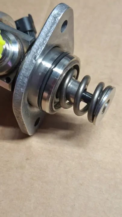 Bränslepump OEM DR0106144B PHP040 - Begagnad image 6