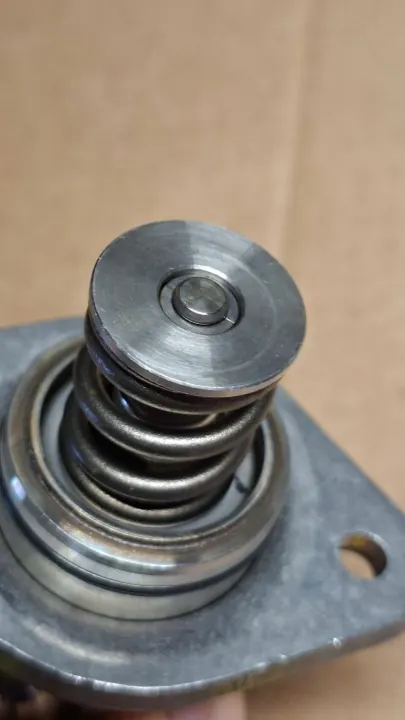 Bränslepump OEM DR0106144B PHP040 - Begagnad image 7