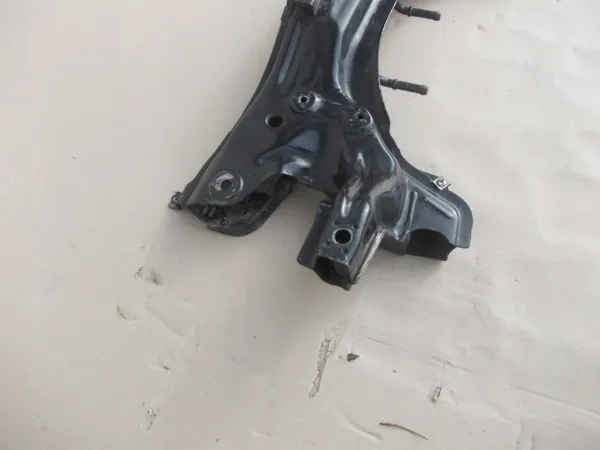 OEM kołyska polo 1.4 tdi - Viga VW Polo 6N2 usado image 4