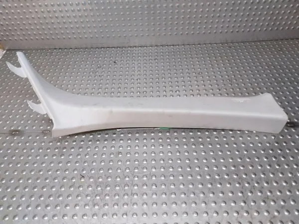BMW S26372361 Oikea Etupilarin Peite M-Paketti image 2