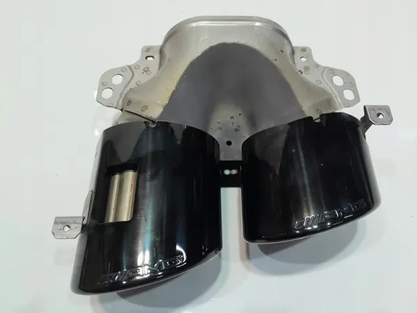 Mercedes GLE W167 AMG Uitlaatpunten OEM A1674908903 A1674909003 image 8