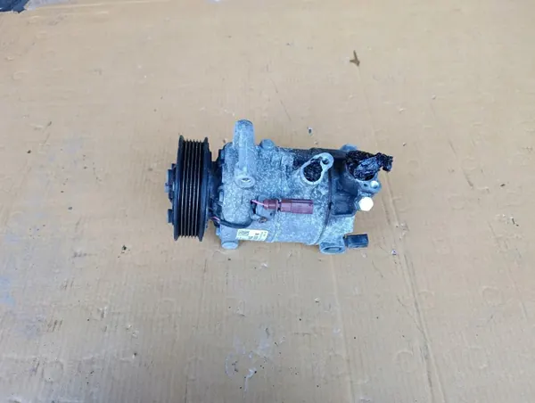 VW Passat B8 2.0 TDI AC-kompressor OEM 3Q0816803B image 2