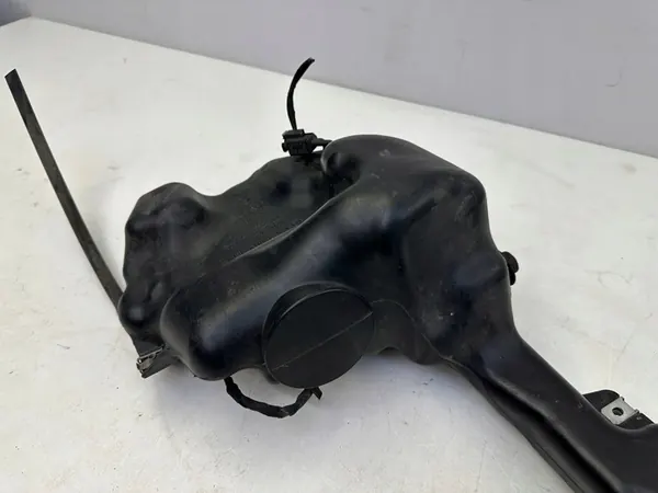 Depósito de limpiaparabris Mercedes C W204 A2048601960 image 3