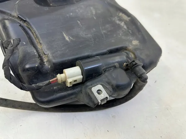 Depósito de limpiaparabris Mercedes C W204 A2048601960 image 8