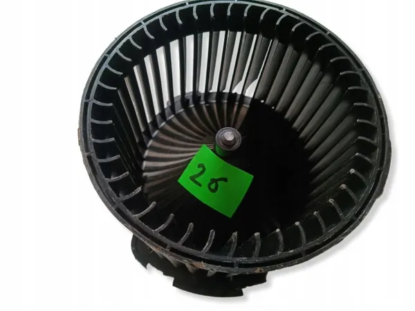 Lämmitysmoottori OEM T71637C Opel Astra L (O5) image 6