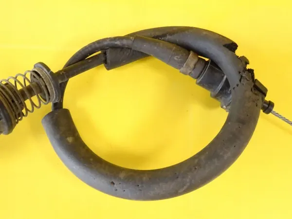 Enlace de Gas Mazda 626 OEM DRC72664 - Usado image 4