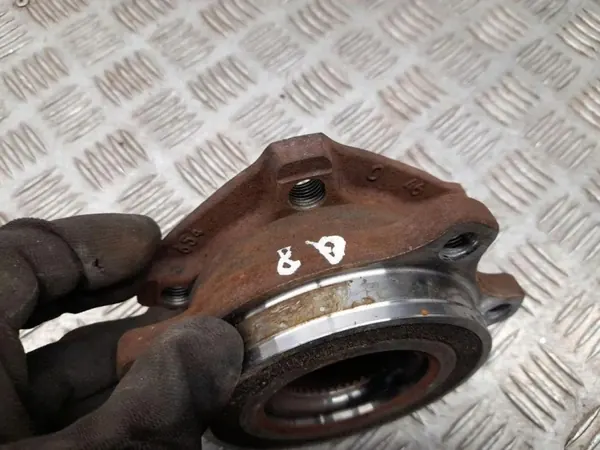 Roulement de moyeu Audi Q8 OEM 4M0501654 image 7