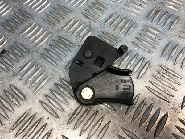 Varoituskolmionpidike Mercedes OEM 1408900014 image 2