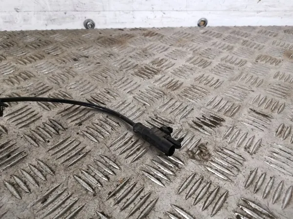 OEM FBZ10631 ABS-anturi takaosa Nissan 370Z:lle image 2