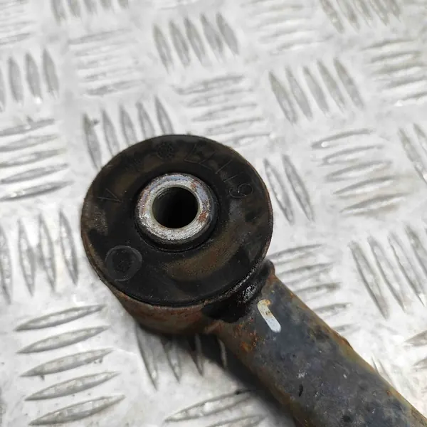 Jeep Wrangler 2015 Braccio di controllo superiore anteriore destro image 4