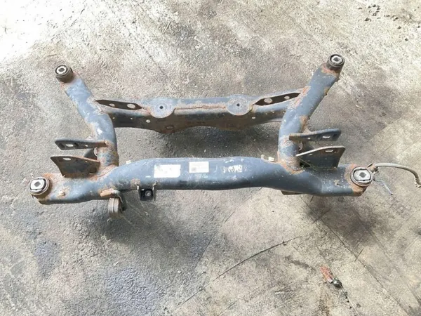 Viga de eje trasero OEM 5N0505235AG para Skoda Yeti image 2