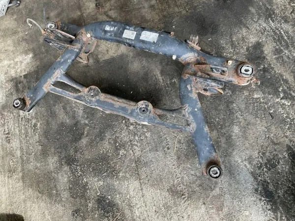 Viga de eje trasero OEM 5N0505235AG para Skoda Yeti image 3