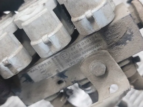 Kit LPG OEM 67R010104 para Motores 6 Cilindros image 3