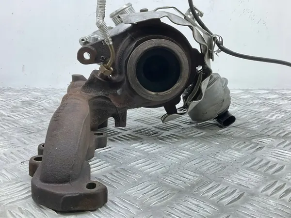 Turbo Skoda Karoq 2019 OEM 04L253020S - Usado image 7