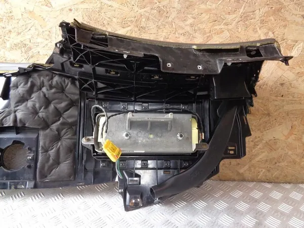 Ilmatyyny Kojelauta Chrysler Pacifica 03- image 10