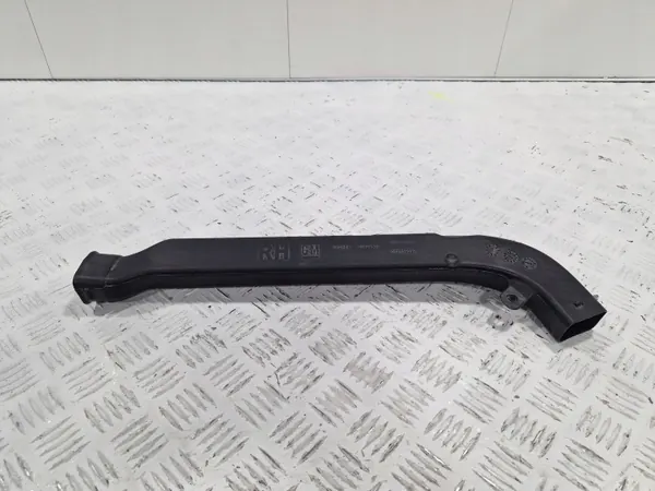 Värmeslang OEM 23428537 för Chevrolet Corvette C8 image 2