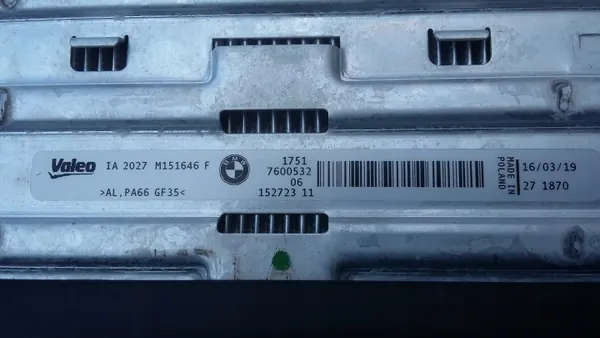 BMW OEM 2284260 Ölkühler für M5 M6 M8 Modelle image 4