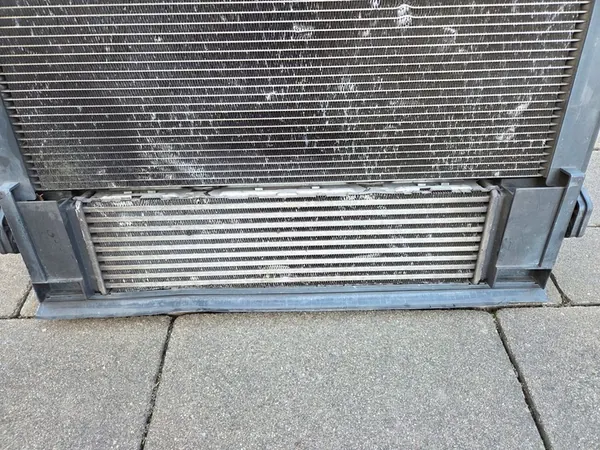 Conjunto de radiadores BMW 1 F20 F21 con ventilador 2014 image 10