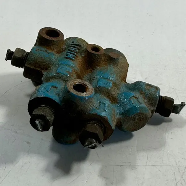 Toyota Bremskraftkorrektor OEM 90412-10140 image 3