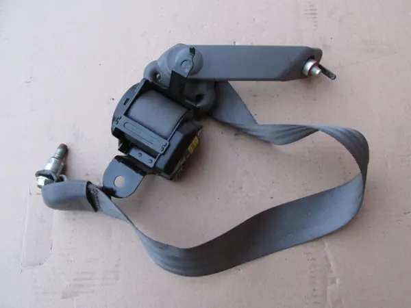 Ceinture de sécurité arrière droite SsangYong Rodius II ES image 3