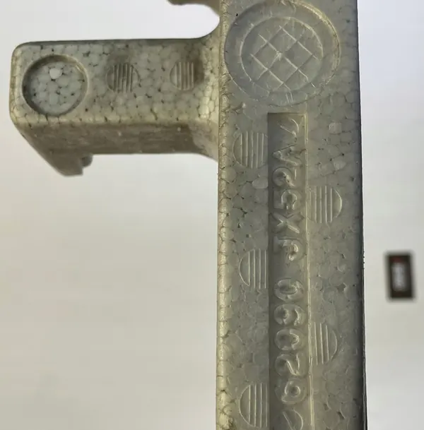 Etupuskuri-imuri Nissan NV200 Evalia 62090-BR01A image 2