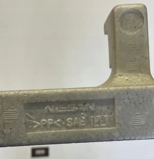 Etupuskuri-imuri Nissan NV200 Evalia 62090-BR01A image 4