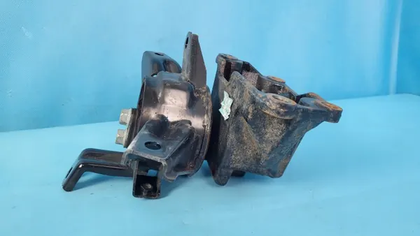 Kia Sorento IV vaihteiston tuki OEM 21832-P2350 image 7