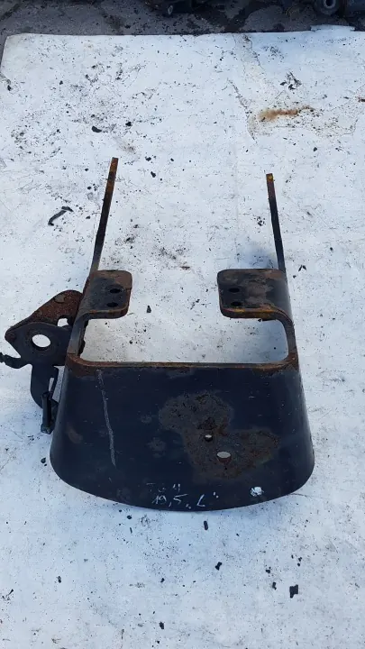MAN OEM luftfjädermonteringsplatta fram vänster begagnad image 3