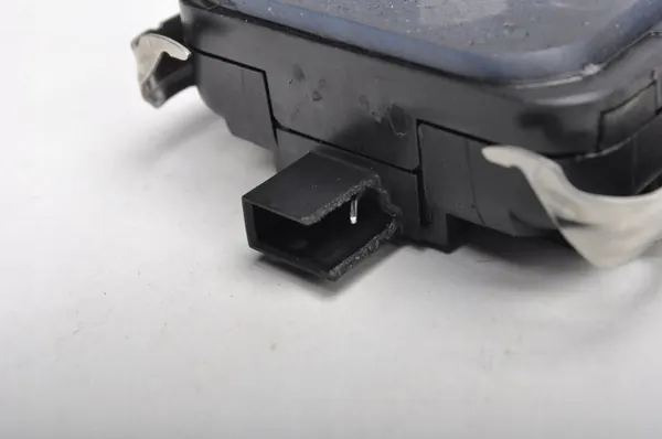 OEM 11M0464CP Rain Sensor for McLaren 650S 3.8 image 3