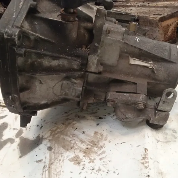 Alfa Romeo växellåda OEM 46458452 - Begagnad image 9