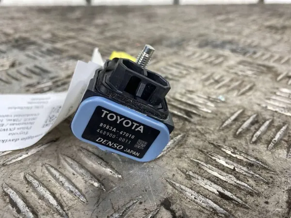 Sensor de impacto lateral esquerdo OEM 8983A47010 Toyota Prius image 4
