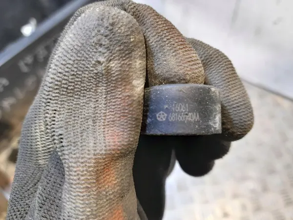 Chrysler Pacifica 2017 Sensor de Batida OEM 68166540AA image 2