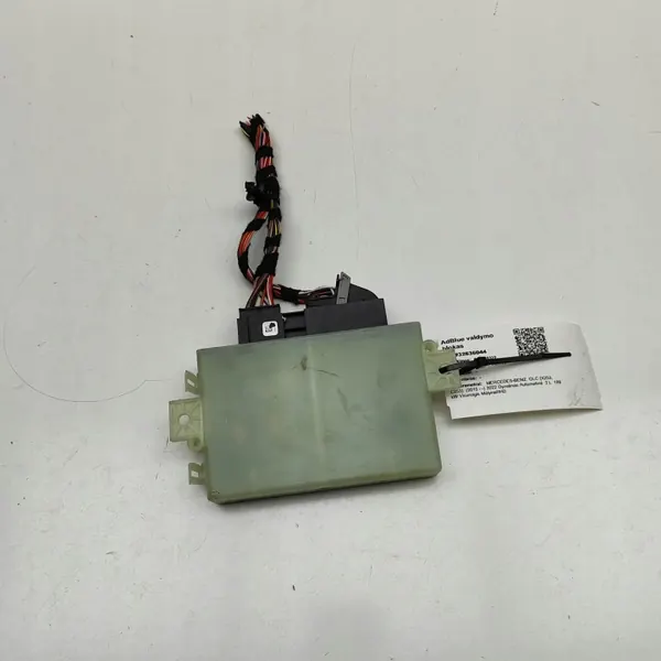Mercedes-Benz AdBlue-regelunit OEM A0009004613 image 5