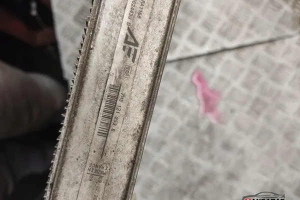 Radiador de agua VW SHARAN 2001 1.8L gasolina image 3