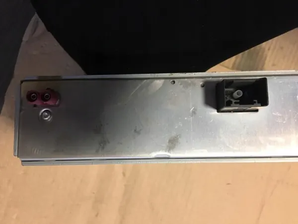 Caixa Sintonizadora TV Mercedes OEM A2229002710 Usado image 3