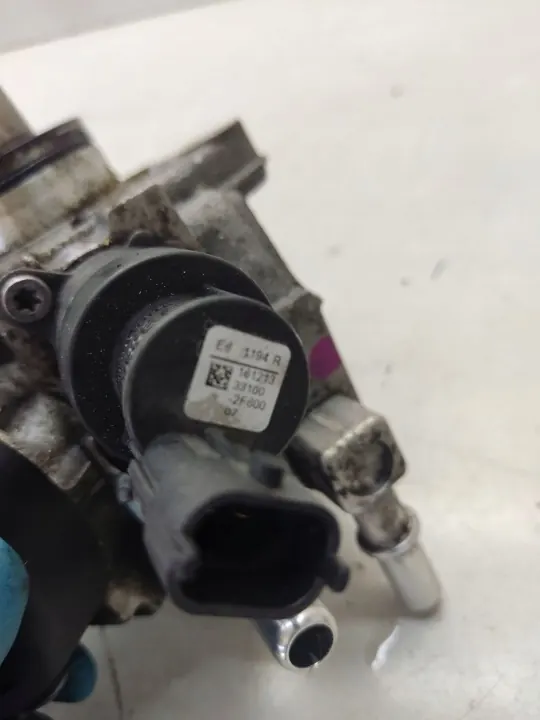 Hyundai Santa Fe 2019 Högtryckspump OEM 331002F600 image 10