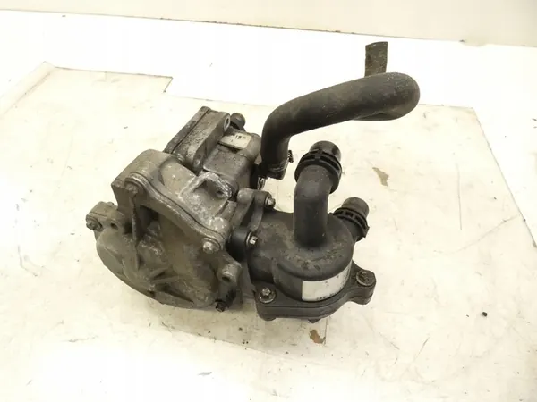 Bomba de água BMW 1 E87 3 E90 1.6 16V 6780413 image 3