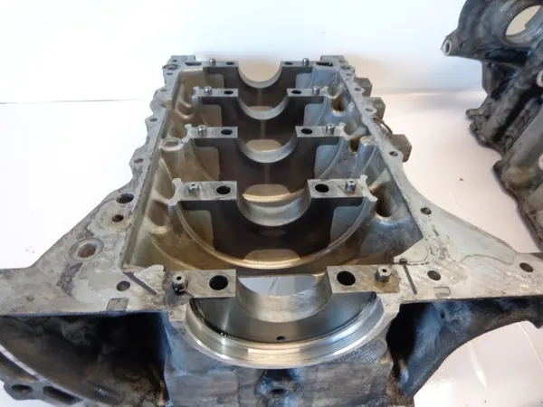 Moottorilohko CITROEN C4 I Grand Picasso 1.6 HDI 9HZ 10JBAL image 3