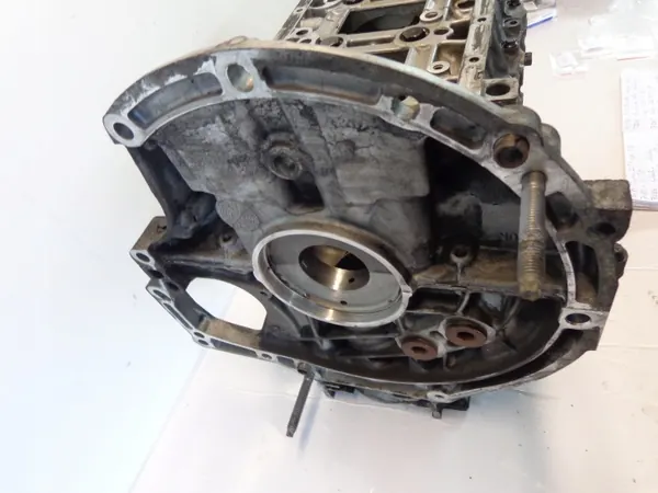 Moottorilohko CITROEN C4 I Grand Picasso 1.6 HDI 9HZ 10JBAL image 8