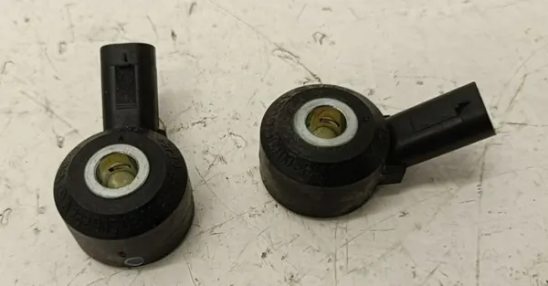 Sensor de golpeteo OEM A2829050900 Mercedes W177 W247 image 2