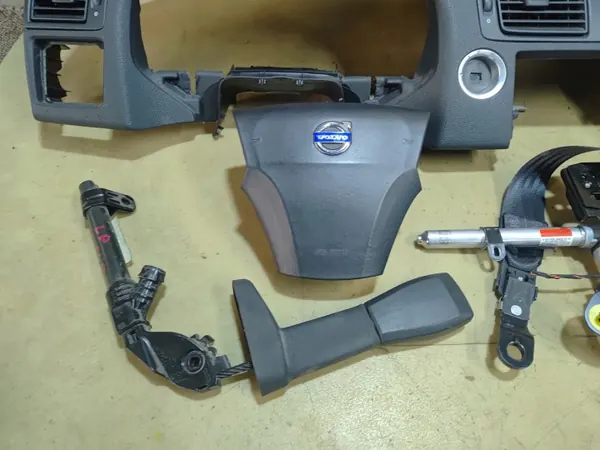 VOLVO S40 II V50 Dashboardconsole OEM Gebruikt image 5