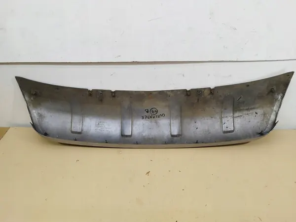 Framspoiler Mitsubishi Outlander 2 II 2005-2009 image 4