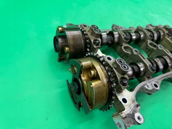 OEM 13050-31120 Árbol de Levas Derecha Cabeza Engranaje VVT image 4