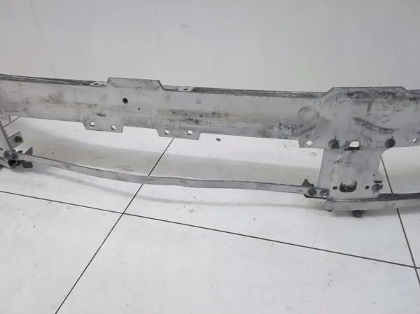 Rinforzo paraurti anteriore Mercedes C-Class W206 OEM image 6