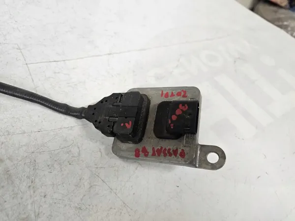Lambda NOX-sensor OEM 03N907807A för VW Passat B8 image 8