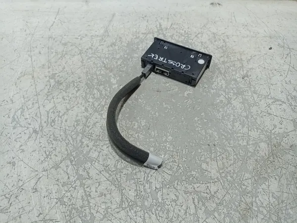 Module USB/AUX Subaru OEM 86257FN100 - Occasion image 3