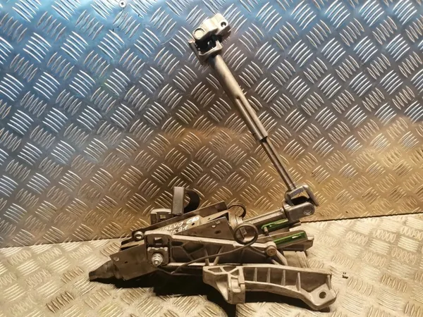 Peça direção Volvo C30 OEM 31280551 image 2