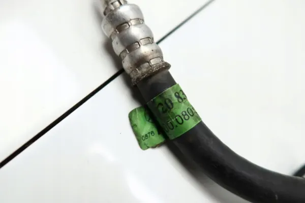 Manguera AC Mercedes OEM 2208300115 para CL500 W215 image 4